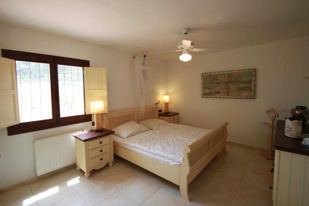 Chrisuli - Well Furnished Villa With Panoramic Views In Moraira Kamer foto